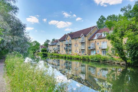 2 bedroom apartment to rent, Cambridge Road, Harlow, CM20