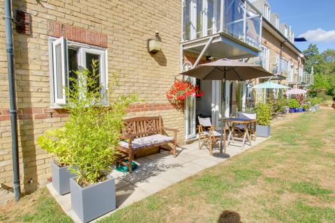 2 bedroom apartment to rent, Cambridge Road, Harlow, CM20