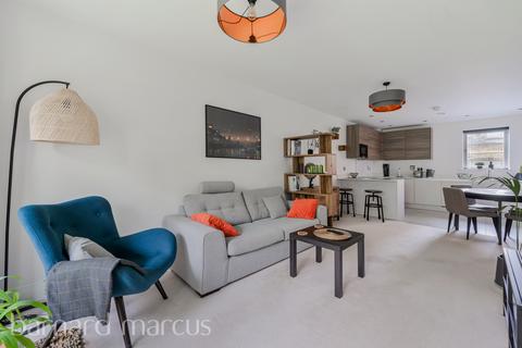 undefined, Woodcote Side, EPSOM