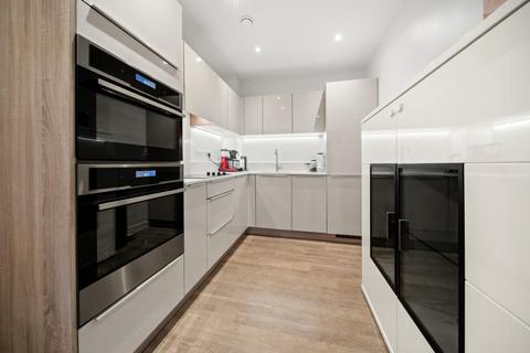 1 bedroom flat to rent, Telegraph Avenue, London SE10