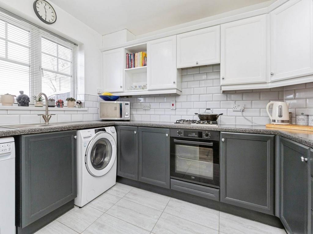 Kitchen (1)