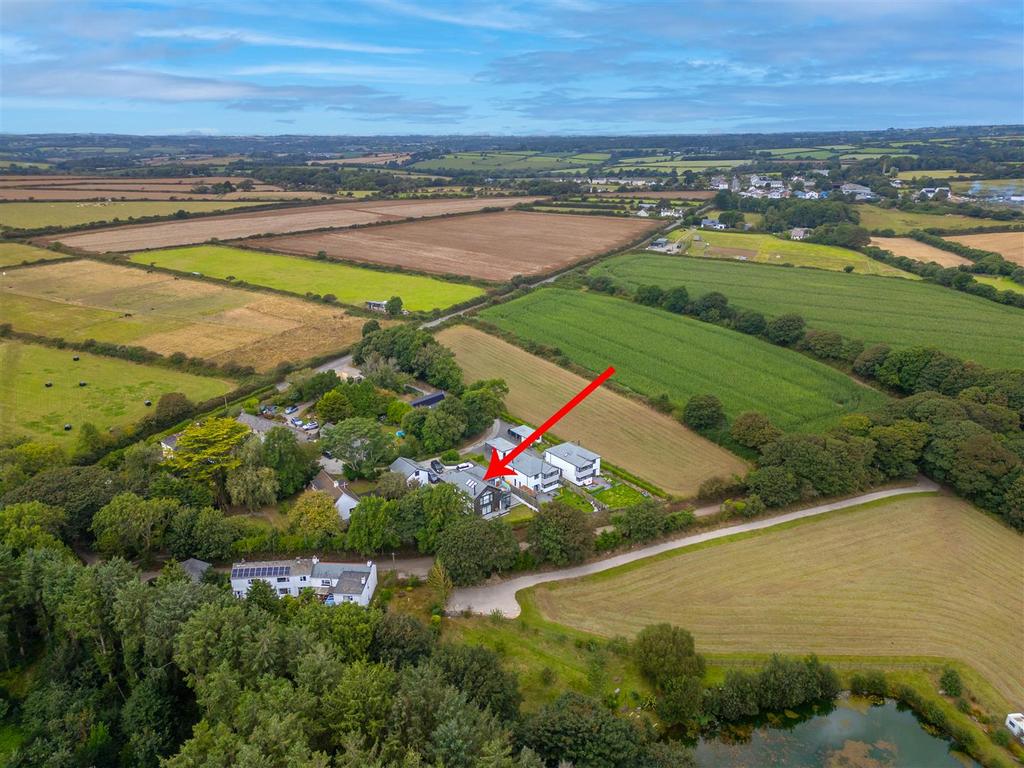 Shelleys, Polgarth Farm, Crowntown, TR13 0 AA-05 Ar