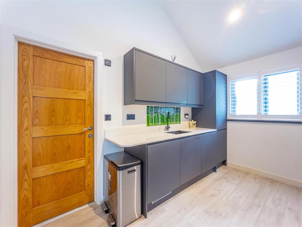 Shelleys, Polgarth Farm, Crowntown, TR13 0 AA-24.jp