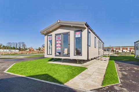2 bedroom park home for sale, Alberta Holiday Park