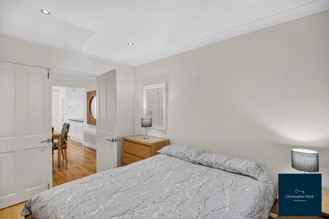 2 bedroom flat for sale, Yonge Park, London