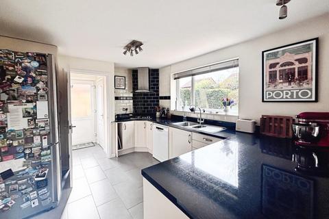 4 bedroom detached house for sale, Heron Lane, Stratford-upon-Avon
