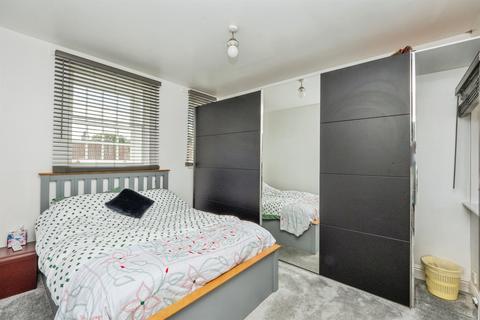 2 bedroom maisonette for sale, Wyke Road, Weymouth