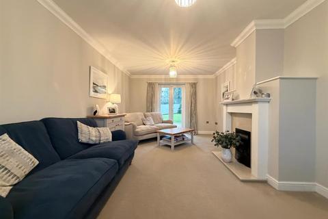 undefined, Fairby Close, Tiverton EX16