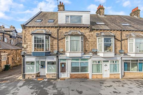 2 bedroom flat for sale, Cleasby Road, Menston, Ilkley, West Yorkshire, LS29