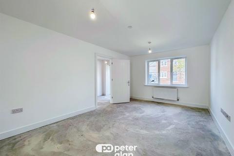 undefined, Cwm Heulwen, Aberdare