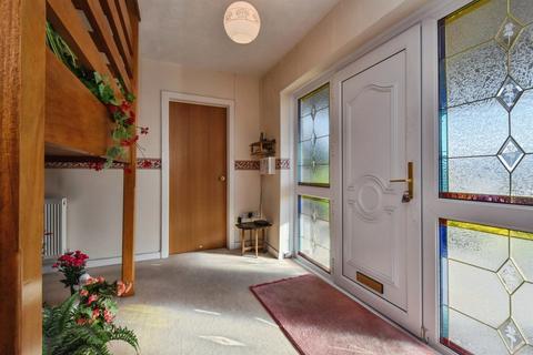5 bedroom detached house for sale, Cenarth Drive, Aberdare