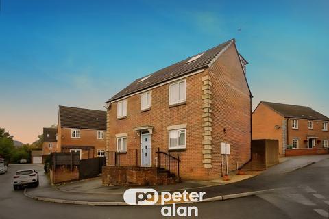 5 bedroom detached house for sale, Denbeigh Court, Hirwaun, Aberdare