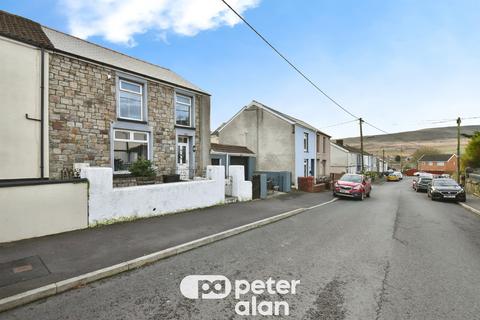 3 bedroom end of terrace house for sale, Station Road, Hirwaun, Aberdare