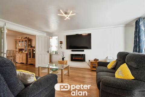 undefined, Glas Y Gors, Aberdare