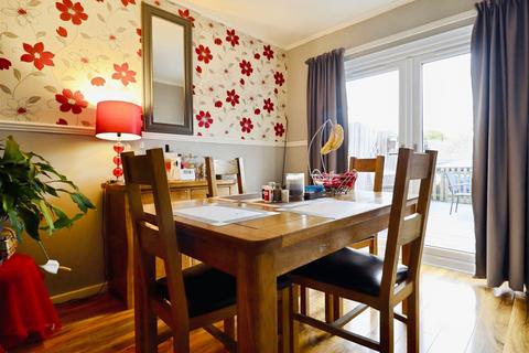 undefined, Springwood, Cardiff