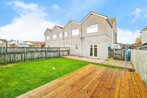 5 bedroom semi-detached house for sale, Port Road East, Barry