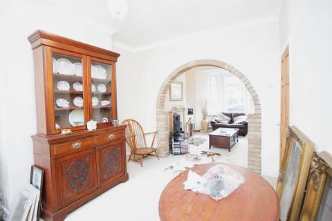 3 bedroom terraced house for sale, Van Road, Caerphilly