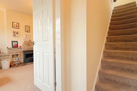 3 bedroom semi-detached house for sale, Woodrow Drive, Low Moor, Bradford, BD12