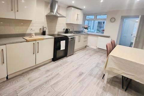 2 bedroom house for sale, Fforest Road, Pontarddulais, Swansea