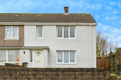 First Avenue, Clase, Swansea