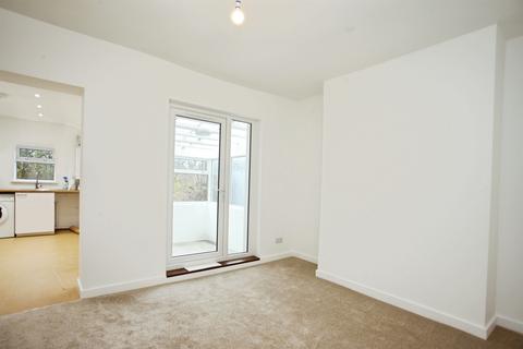 3 bedroom terraced house for sale, Cefn Road, Rogerstone, Newport