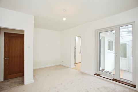 3 bedroom terraced house for sale, Cefn Road, Rogerstone, Newport
