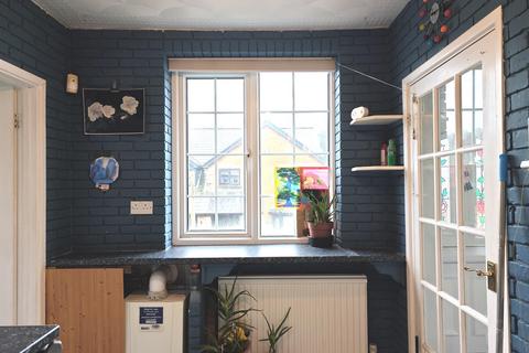 3 bedroom end of terrace house for sale, Pantygraigwen Road, Pontypridd