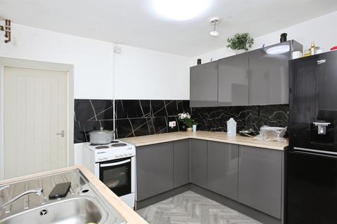 4 bedroom terraced house for sale, Brook Street, Pontypridd