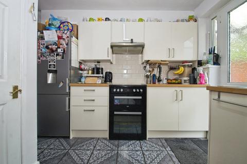 undefined, Heol-Y-Mynydd, Ystrad, Pentre