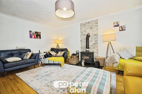 4 bedroom end of terrace house for sale, Windsor Place, Ynysybwl, Pontypridd