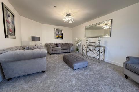4 bedroom detached house for sale, Sandy Lane, Ystradowen, Cowbridge