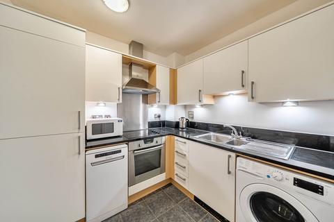 1 bedroom flat to rent, City Walk, London, SE1