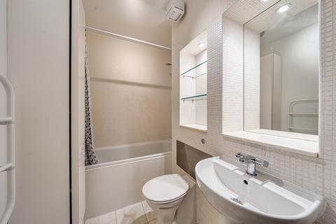 1 bedroom flat to rent, City Walk, London, SE1