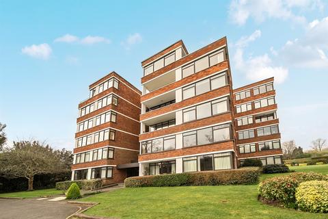 Ray Mead Road, Maidenhead