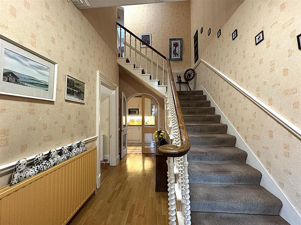 Entrance stairway.jpg