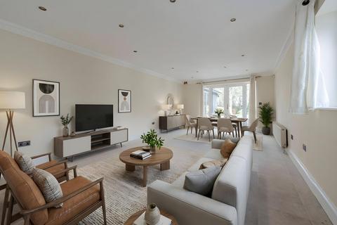5 bedroom detached bungalow for sale, Yarmouth Road, Lowestoft