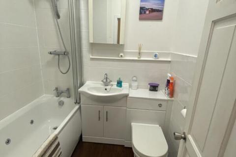 1 bedroom flat to rent, Alexandra Street Perth