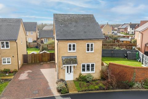 3 bedroom detached house for sale, Jay Crescent, Wymondham
