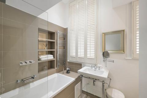 1 bedroom flat for sale, Cornwall Gardens, London