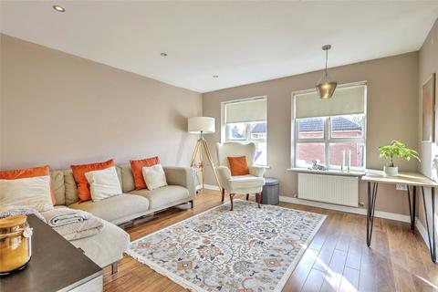2 bedroom flat for sale, Beckets View, Northampton, Northamptonshire, NN1