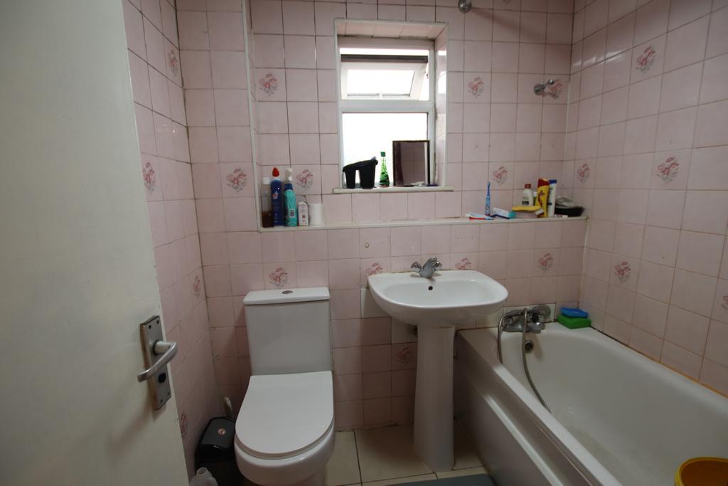 Upstairs Bathroom