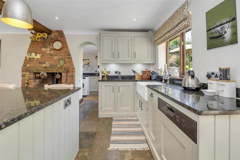 5 bedroom detached house for sale, High Street, Rattlesden