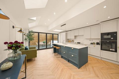 4 bedroom terraced house for sale, Rigeley Road, London, NW10