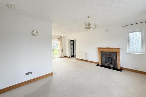 4 bedroom detached house to rent, Field Road, Bury St. Edmunds IP28