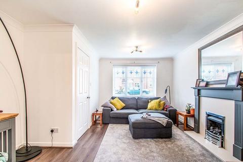 3 bedroom semi-detached house for sale, The Gills, Leeds LS27