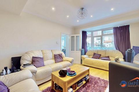 undefined, Crosslands Avn, Southall