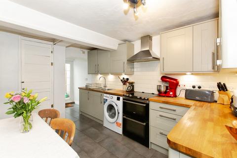 3 bedroom end of terrace house for sale, Ermine Street, Caxton, Cambridge