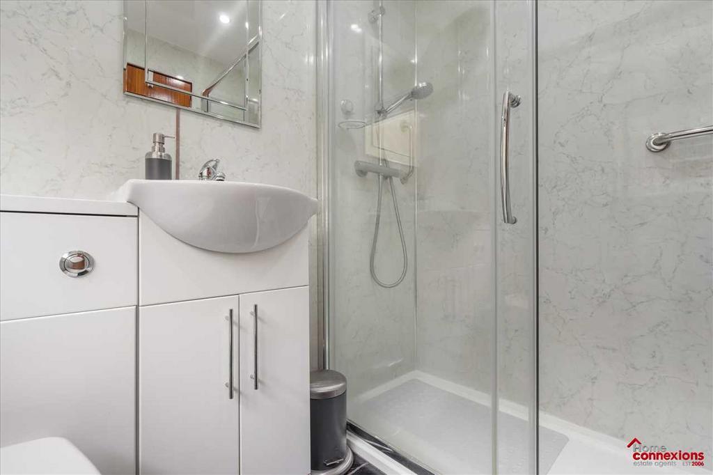 Shower Room (1)