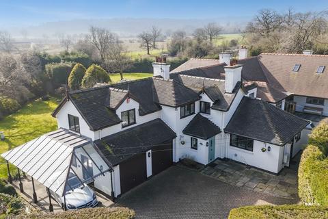 3 bedroom semi-detached house for sale, Barlaston Old Road, Stoke-On-Trent, ST4
