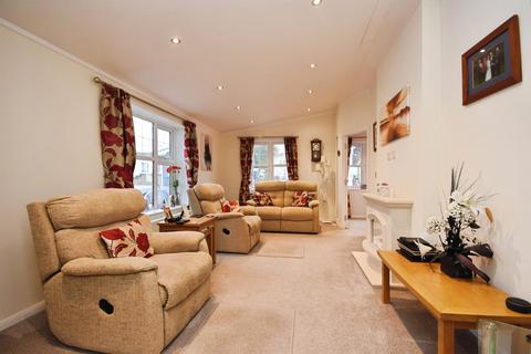 2 bedroom park home for sale, Coggeshall Road, Braintree